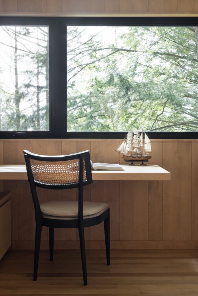 chalet-bureau-a-domicile-design-interieur-montreal-melodie-violet-magog