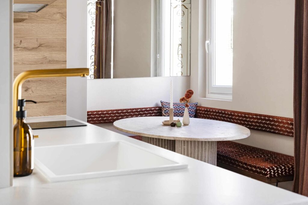 meuble-sur-mesure-cuisine-design-interieur-paris-melodie-violet-montmartre