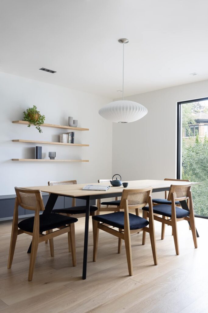 salle-a-manger-elegante-design-interieur-montreal-melodie-violet-ville-mont-royal