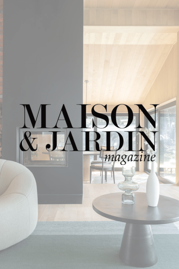 chalet-design-interieur-montreal-melodie-violet-salon-moderne-article-presse-maison-object