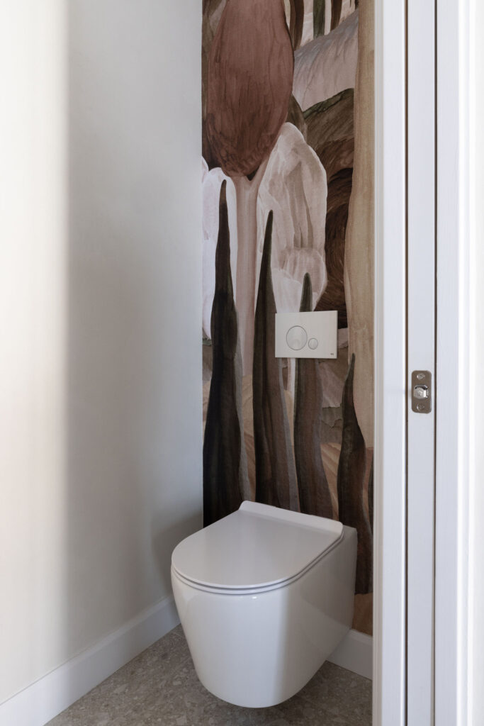 Toilette-salle-de-bain-luxueuse-design-interieur-melodie-violet-Duhamel-Verdun-montreal-2
